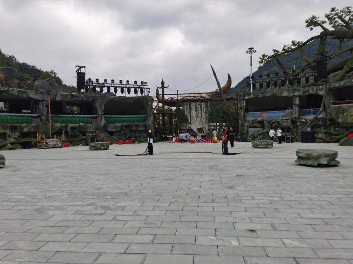 通城县药姑山古瑶村4A 级旅游景区改扩建工程（遥望千年演绎）-户外情景演艺全景声音响系统